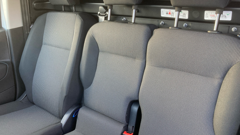 Peugeot Partner Standard Diesel 1.5 BlueHDi 100 Professional Plus Van